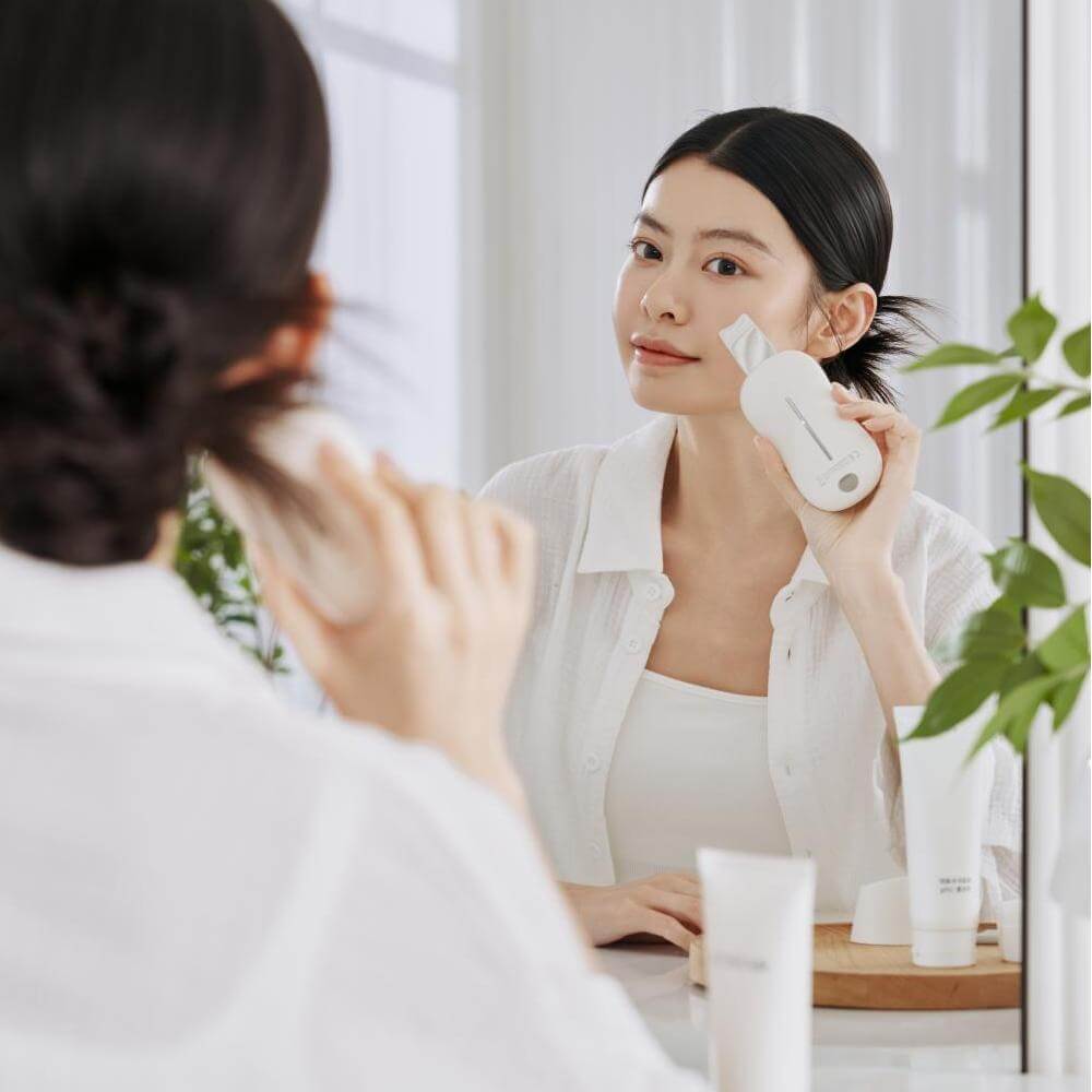 3 - IN - 1 ULTRASONIC FACIAL SKIN SPATULA - TOUCHBeauty