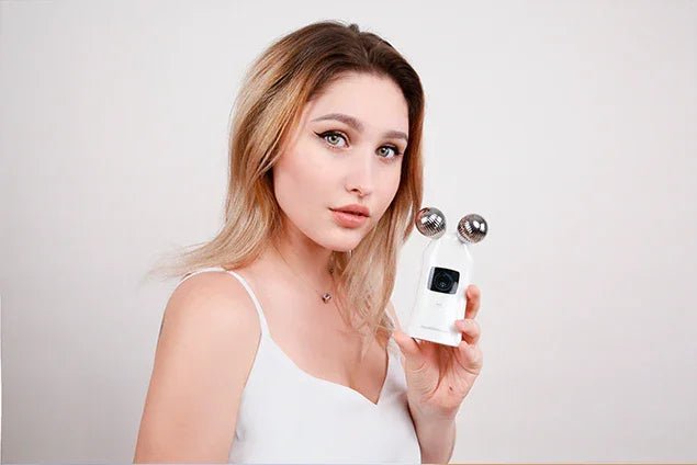 How to Use a Face Roller and Its Benefits - TOUCHBeauty